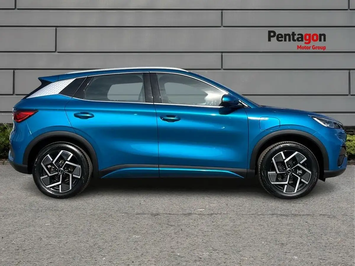 2024-byd-atto-3-e-comfort-big-10