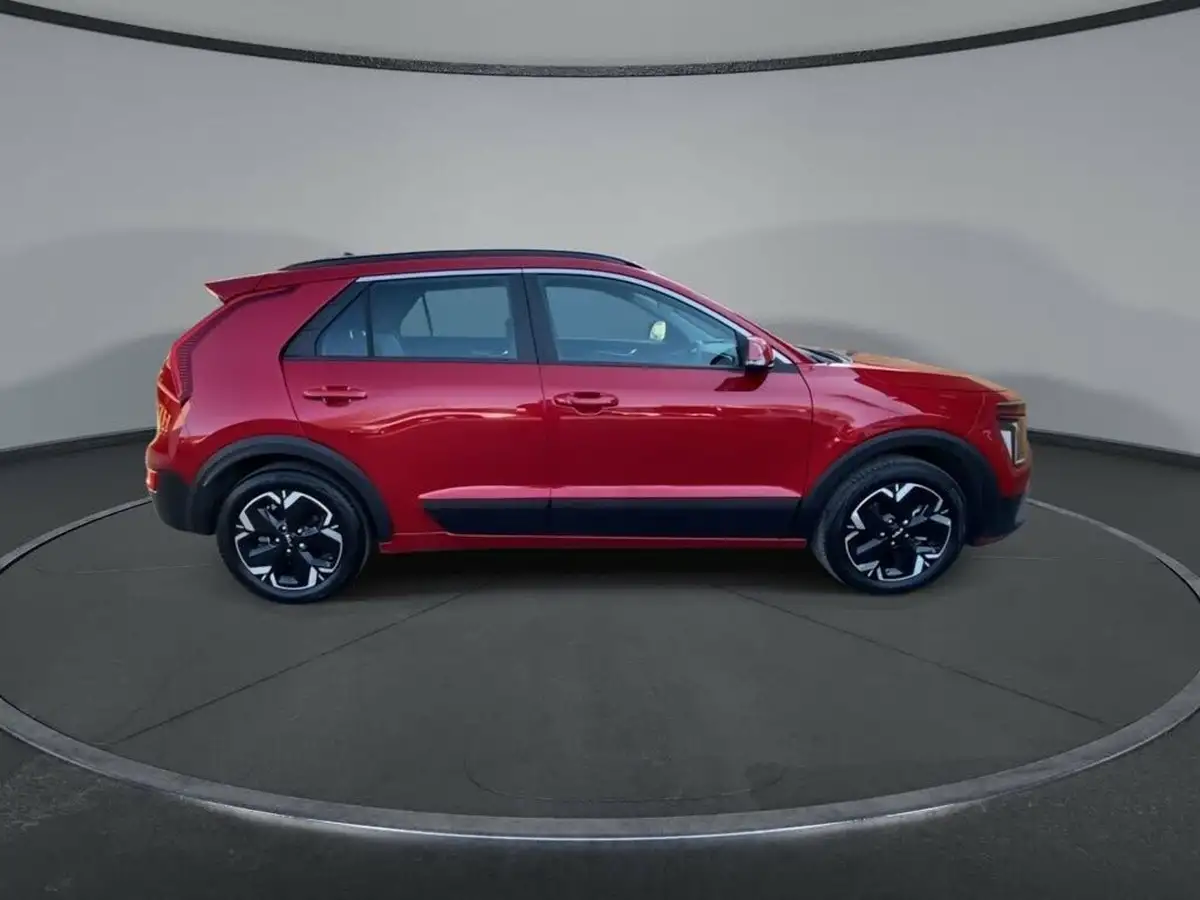 2023-kia-niro-ev-e-2-big-24