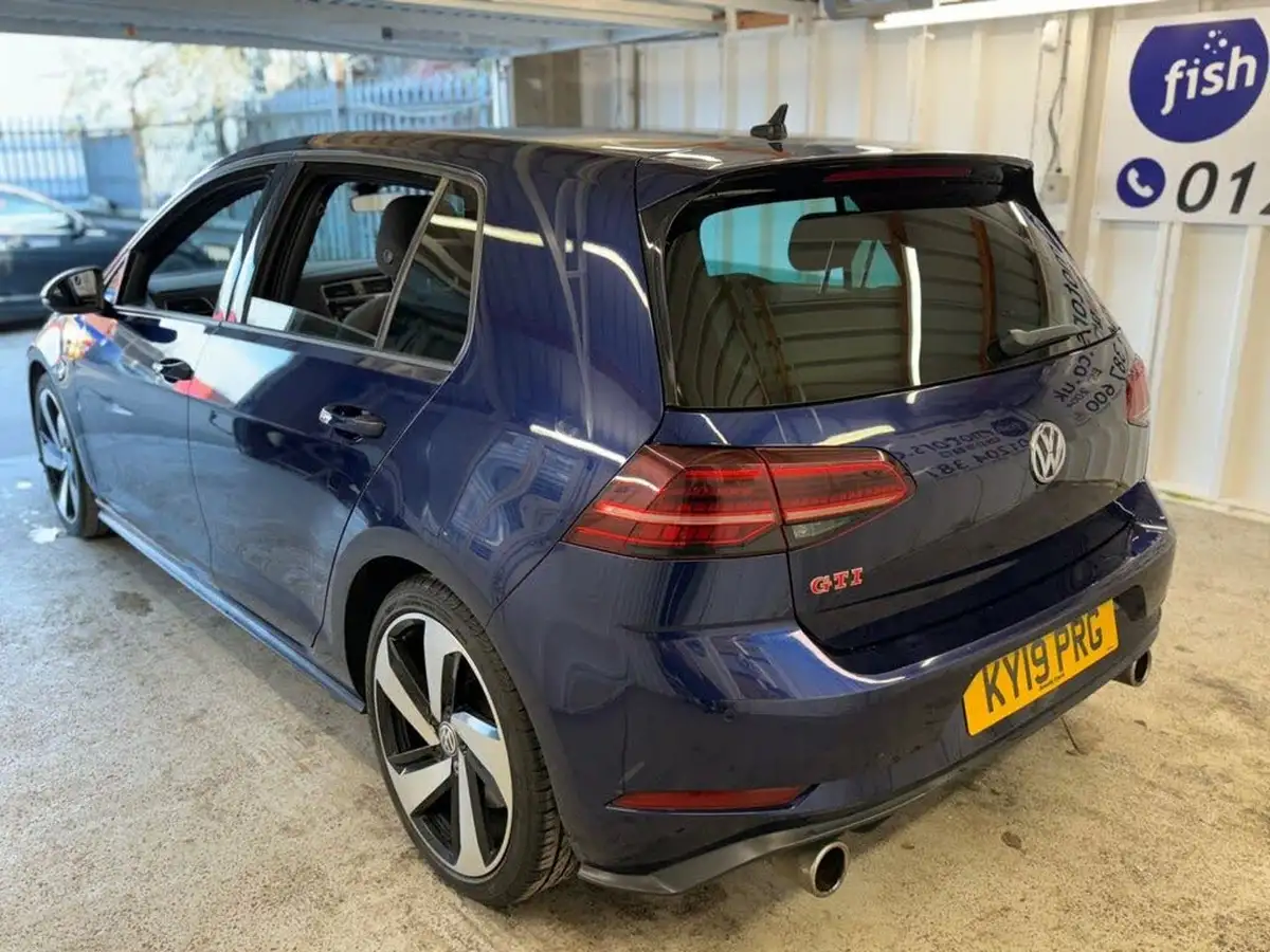 2019-volkswagen-golf-20-tsi-gti-performance-5d-big-16