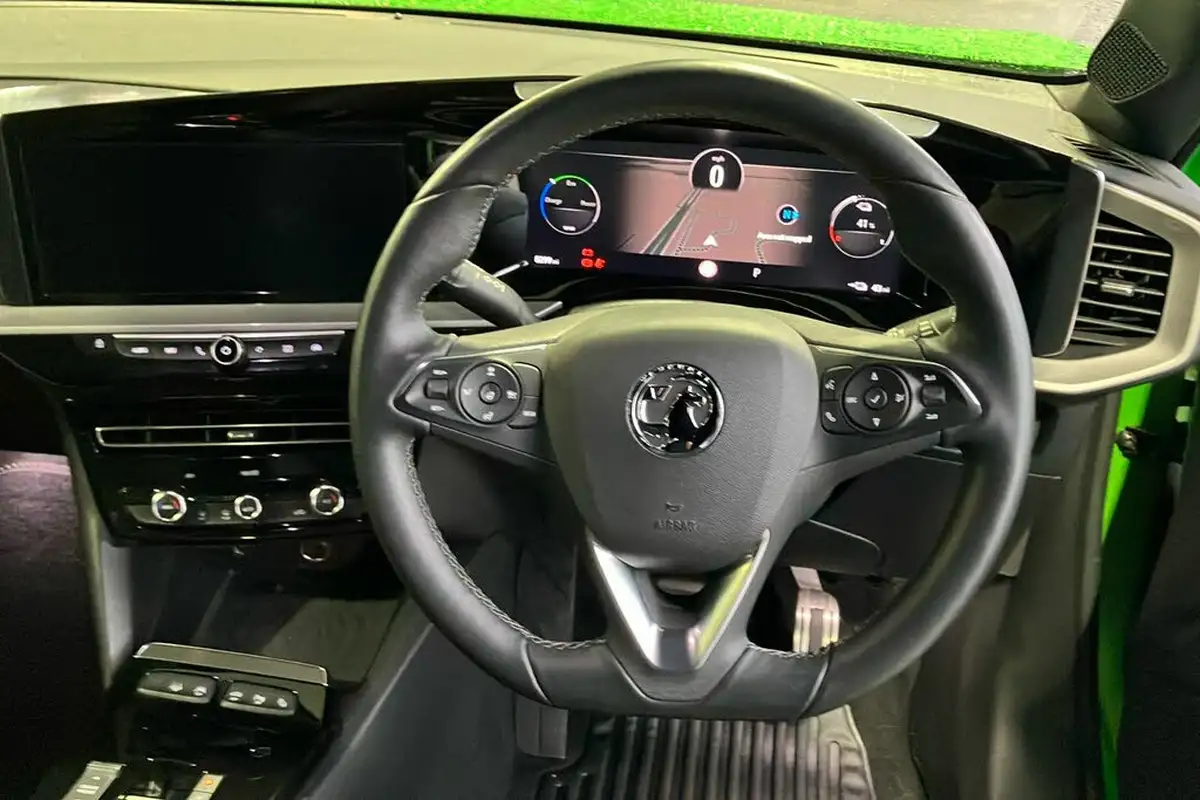 2023-vauxhall-mokka-e-ultimate-big-10