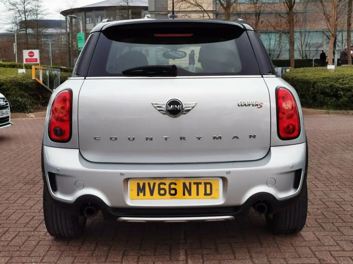 2016-mini-countryman-16-cooper-s-ss-all4-big-4