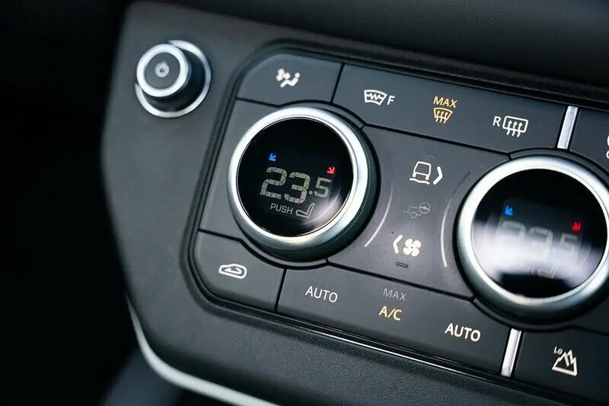 2023-land-rover-90-defender-30-d250-x-dynamic-hse-big-29