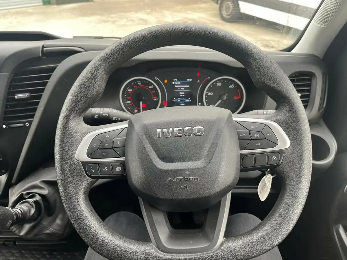 2022-iveco-daily-s-class-23td-35s14v-business-3520mm-h2-136pseu6dt-big-13