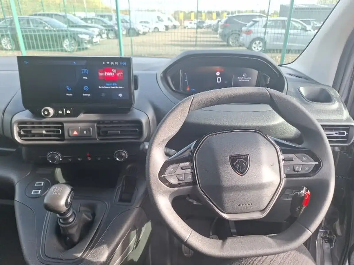 2024-peugeot-partner-15-bluehdi-professional-100pseu6d-big-6
