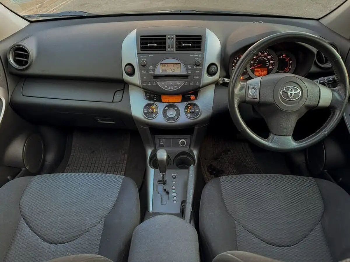 2007-toyota-rav4-20-xt-r-auto-big-33
