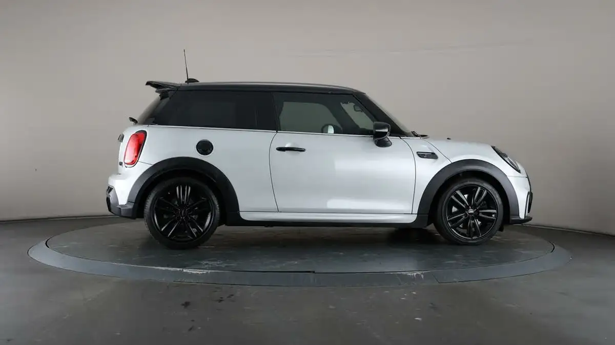2021-mini-cooper-20-cooper-s-sport-hatchback-3d-big-53