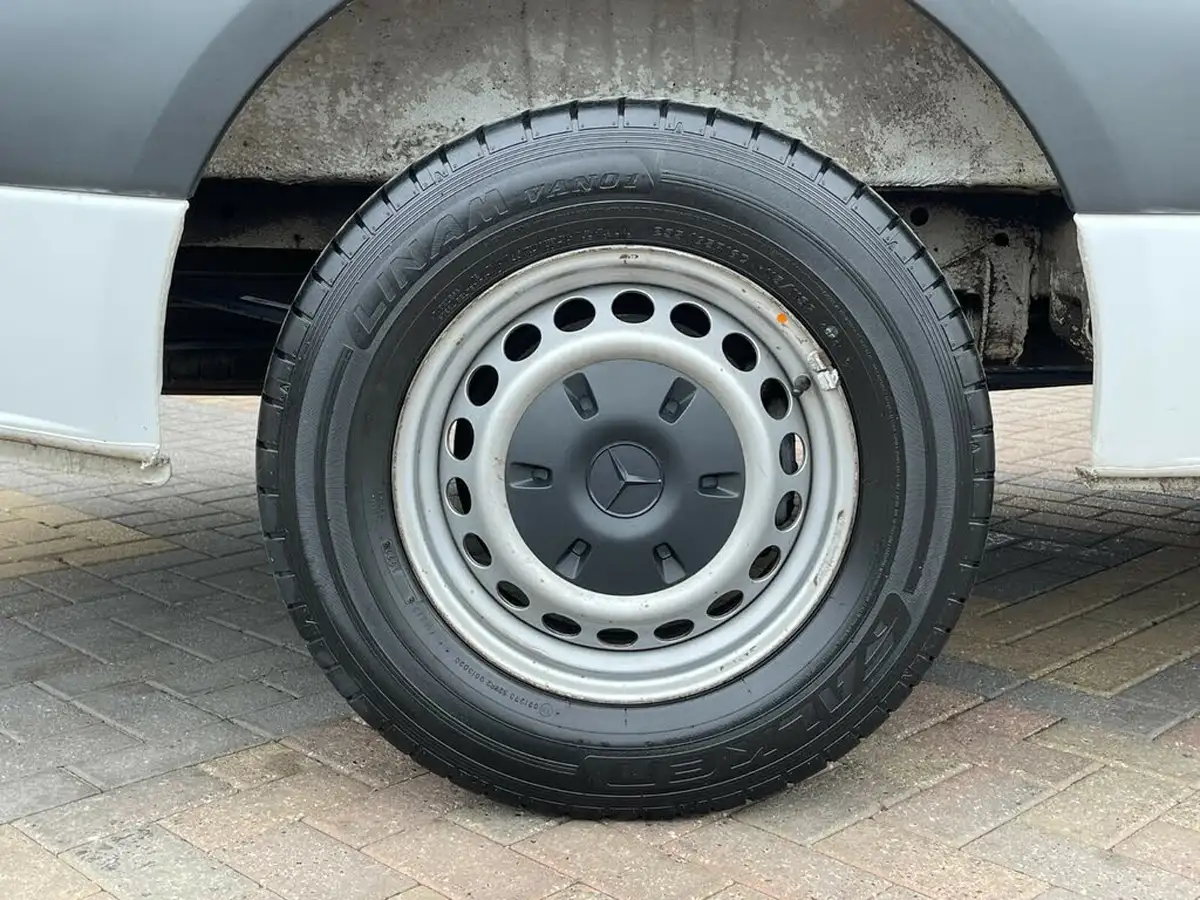 2021-mercedes-benz-sprinter-20cdi-315-l1h1-progressive-150pseu6dt-panel-rwd-eco-gear-360-big-9