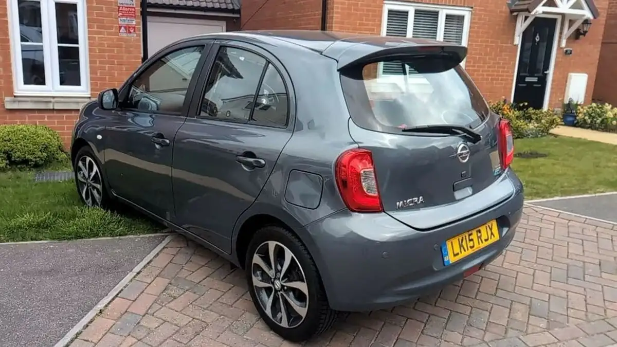 2015-nissan-micra-12-dig-s-tekna-big-2