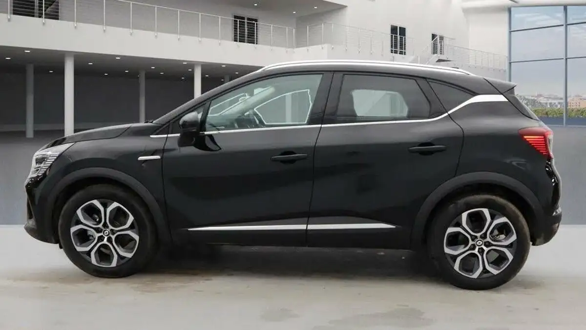 2024-renault-captur-16-techno-145ps-full-big-5