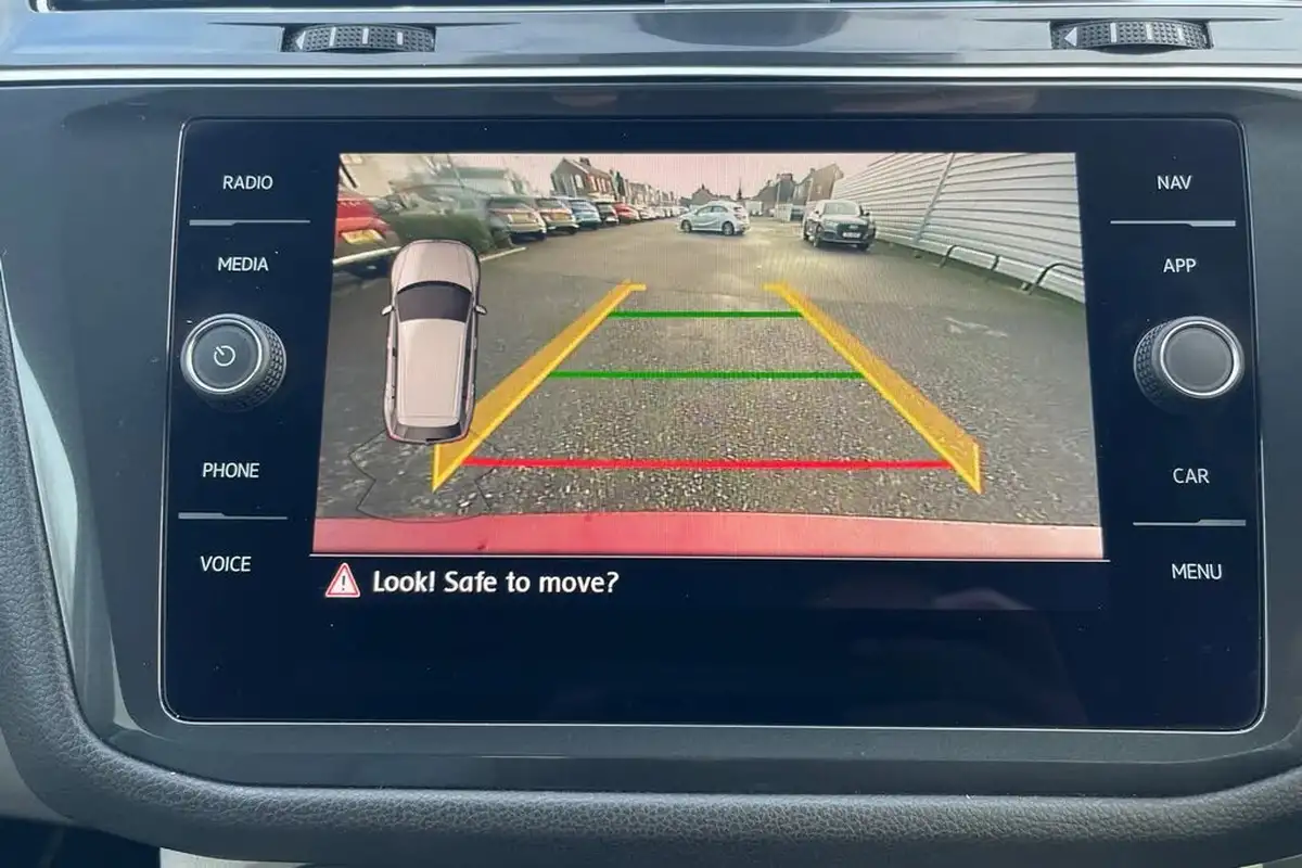 2019-volkswagen-tiguan-allspace-20tdi-match-150ps-4motion-dsg-big-39