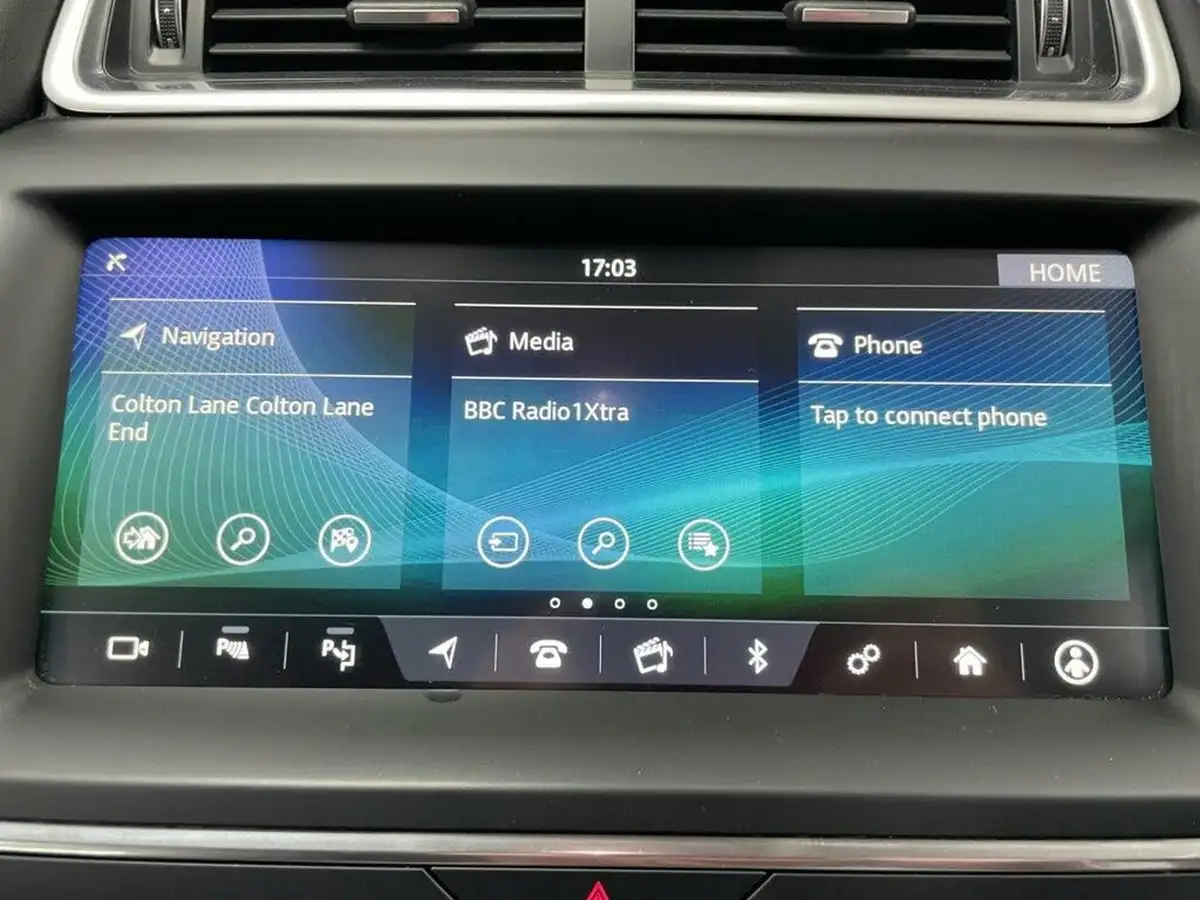 2019-jaguar-e-pace-20-i4d-hse-180ps-big-33