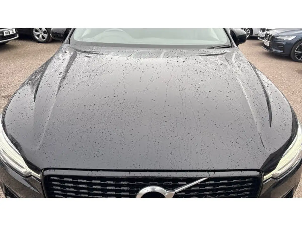 2020-volvo-xc60-20-b5-r-design-big-27