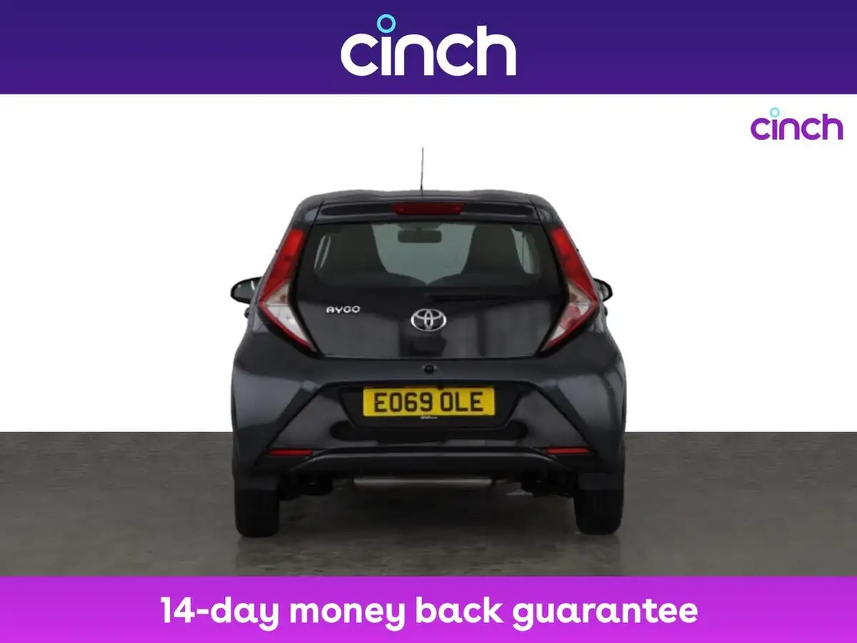 2019-toyota-aygo-10-vvt-i-x-play-big-5
