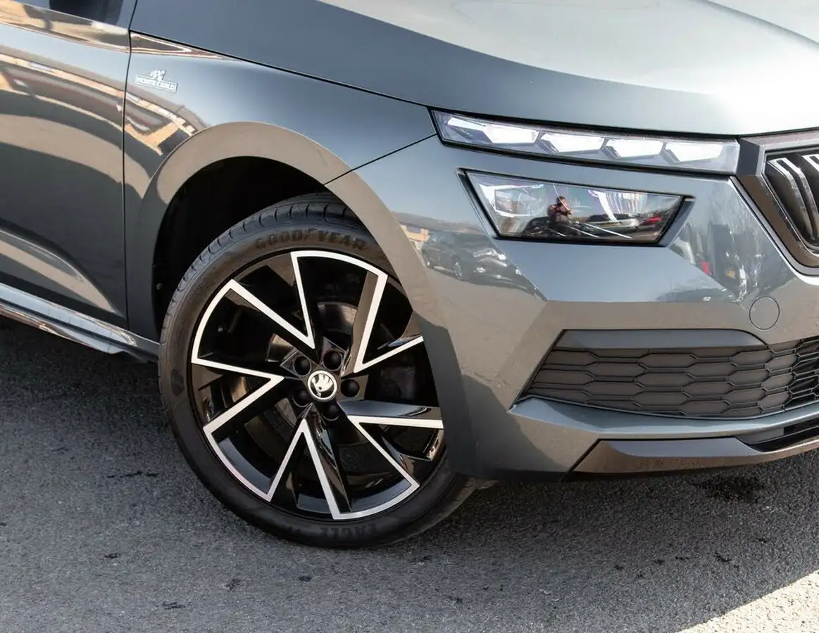2021-skoda-kamiq-10-tsi-monte-carlo-109ps-big-1