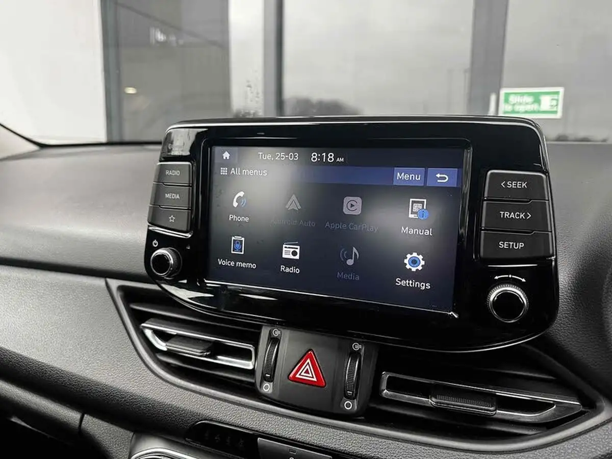 2023-hyundai-i30-10-t-gdi-se-connect-hatchback-big-36