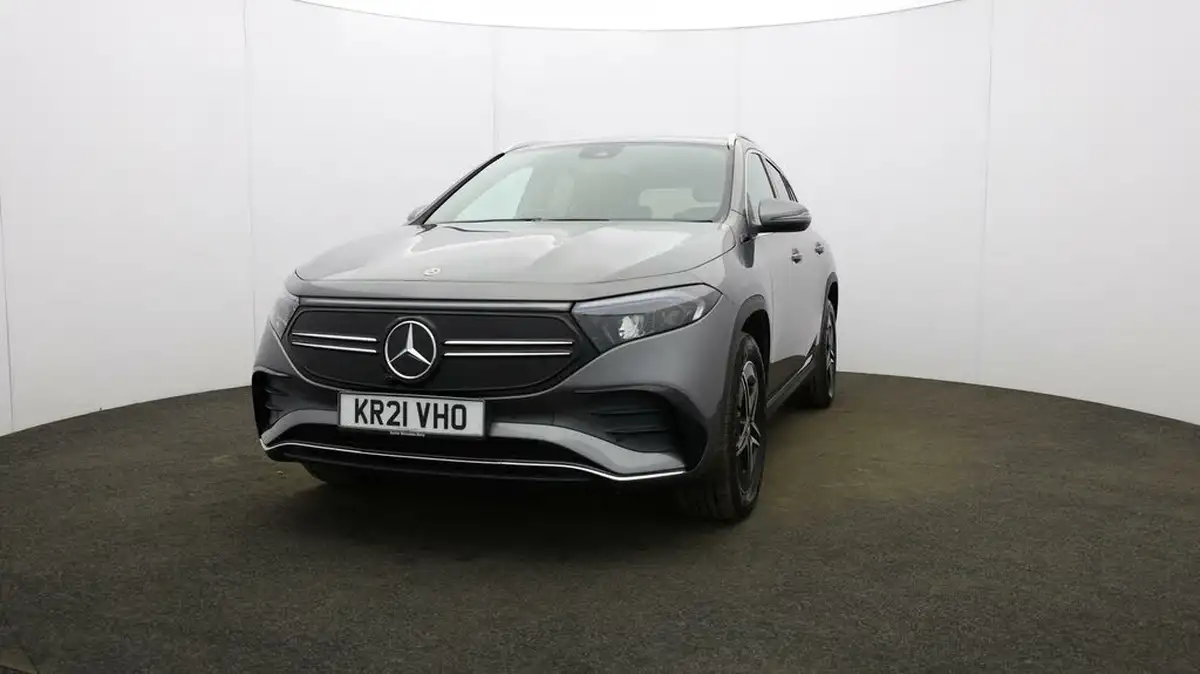2021-mercedes-benz-eqa-e-eqa-250-amg-line-big-32