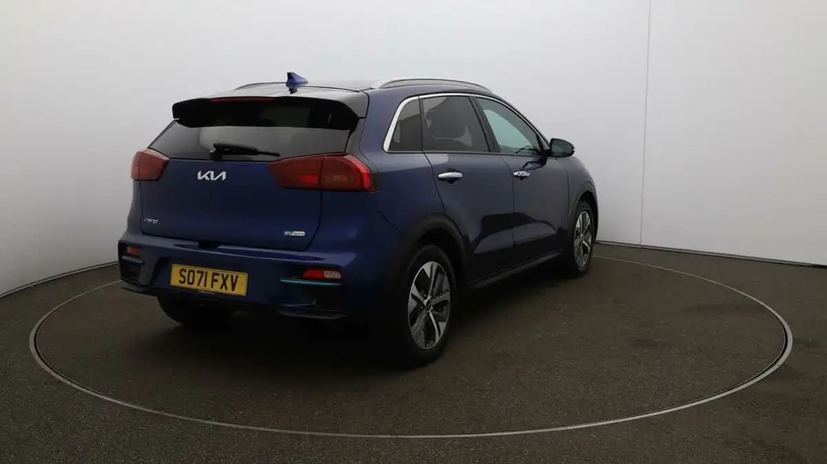 2022-kia-e-niro-ev-3-big-48