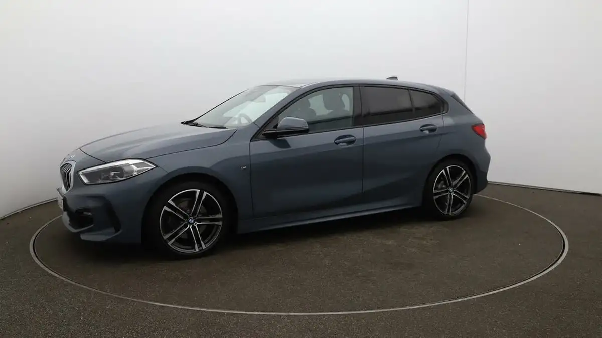 2022-bmw-1-series-15-118i-m-sport-lcp-dct-big-60