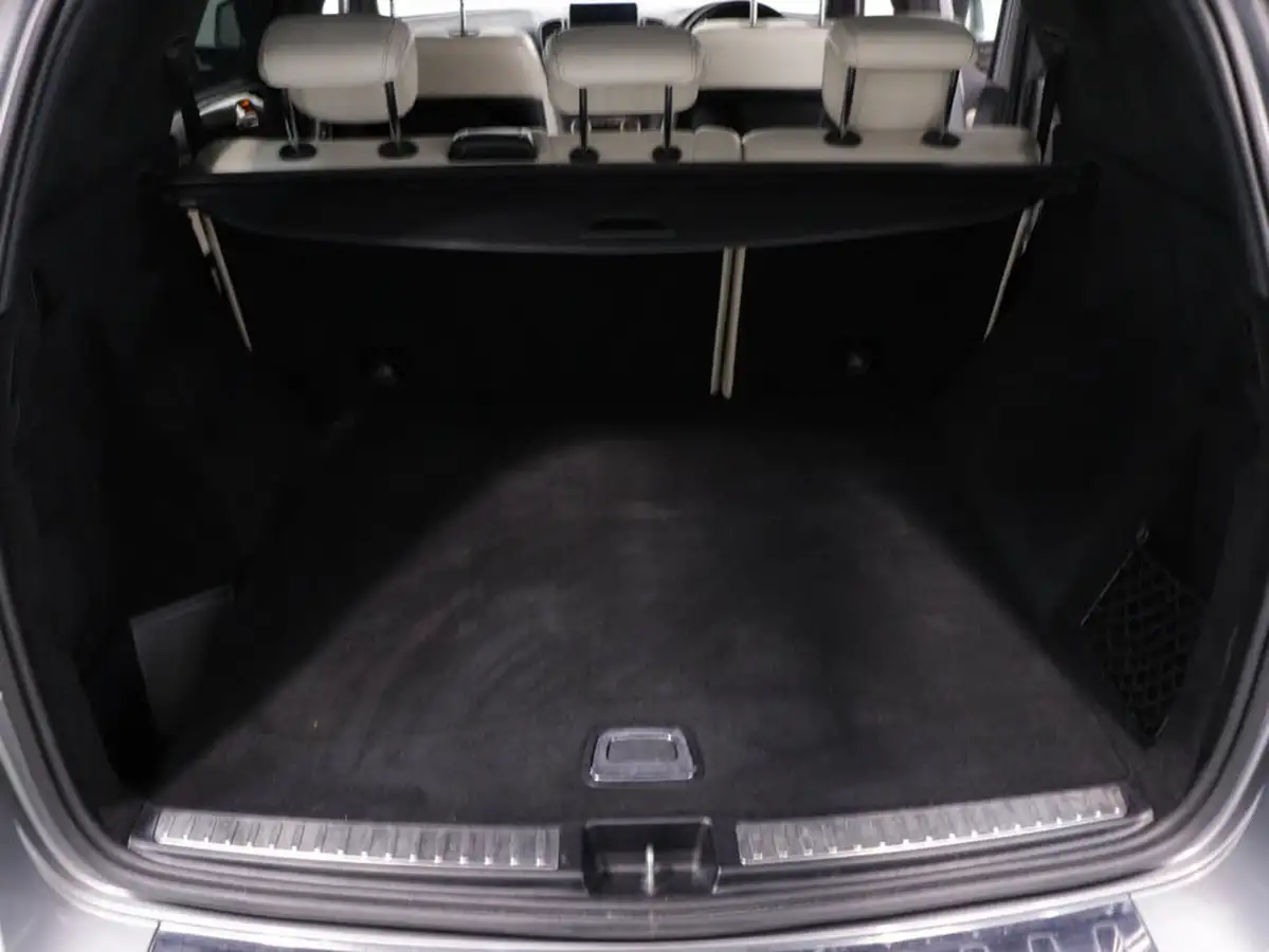 2015-mercedes-benz-gle-class-30td-gle350d-designo-line-estate-big-46