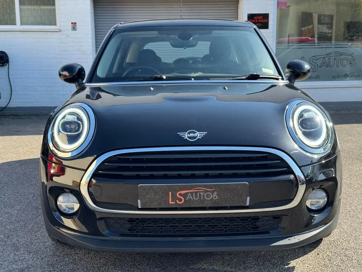 2019-mini-cooper-15-cooper-classic-hatchback-5d-big-8