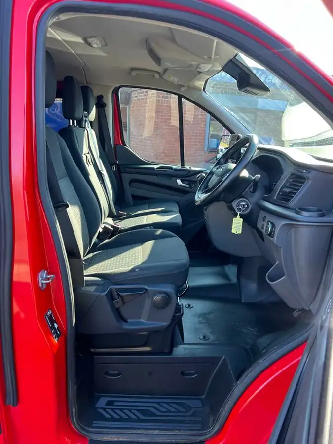 2018-ford-transit-custom-20tdci-320-l1h1-trend-130pseu6-double-cab-in-van-big-10