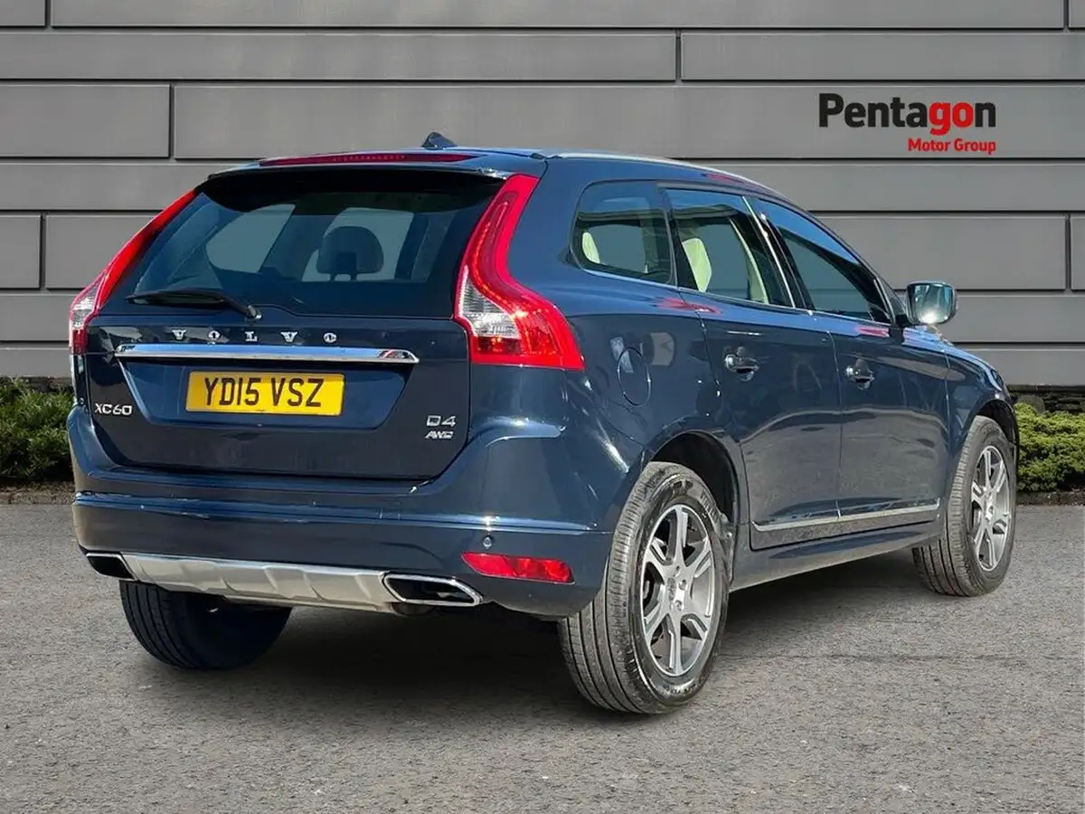 2015-volvo-xc60-24td-d4-se-lux-181bhp-ss-big-3