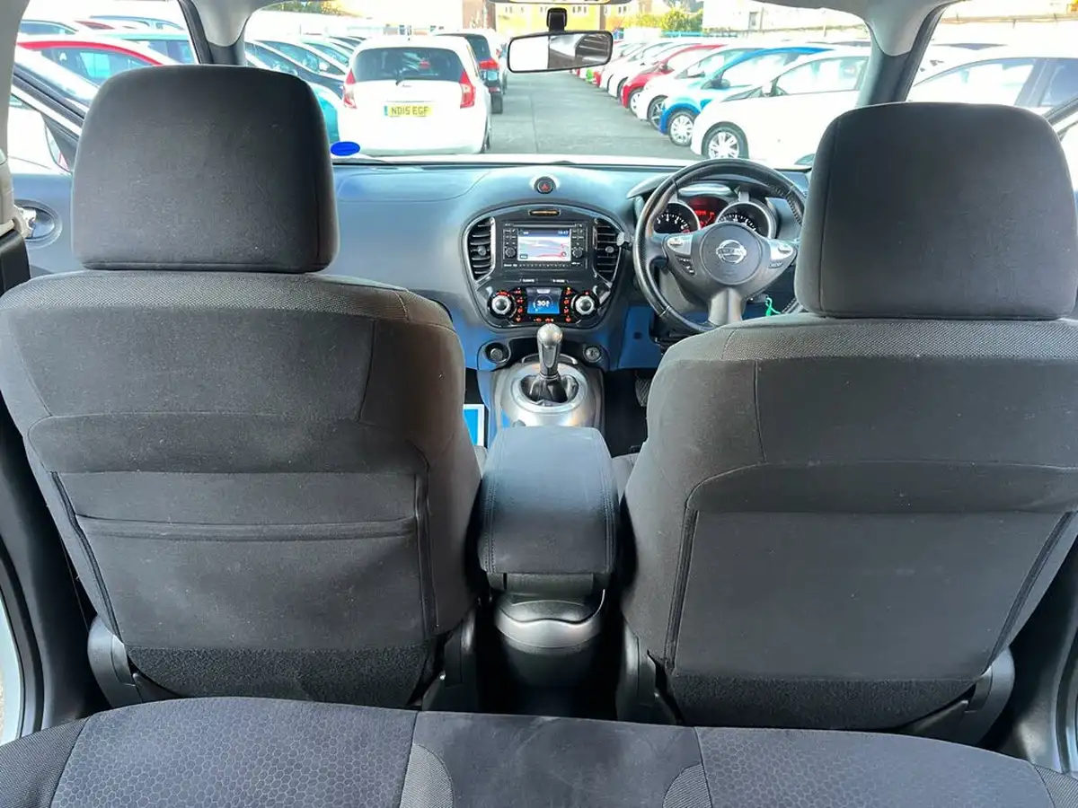 2011-nissan-juke-16-acenta-premium-16v-1598cc-big-35