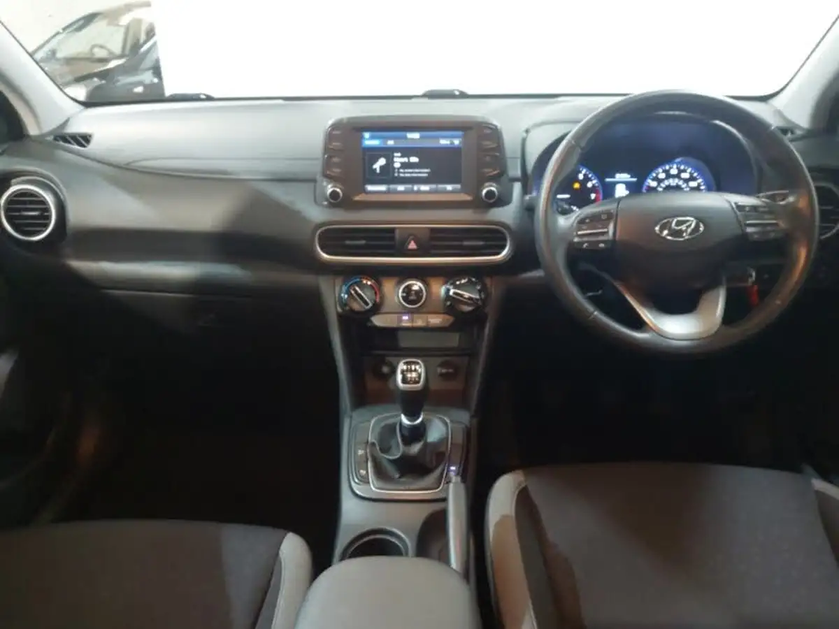 2019-hyundai-kona-10-t-gdi-play-big-2