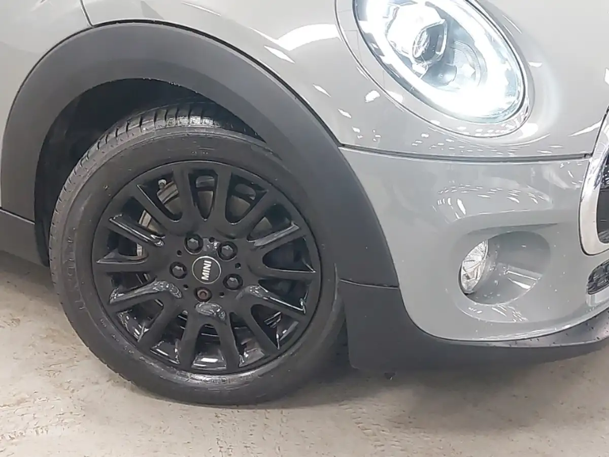 2018-mini-cooper-15-cooper-classic-ss-hatchback-5d-big-8