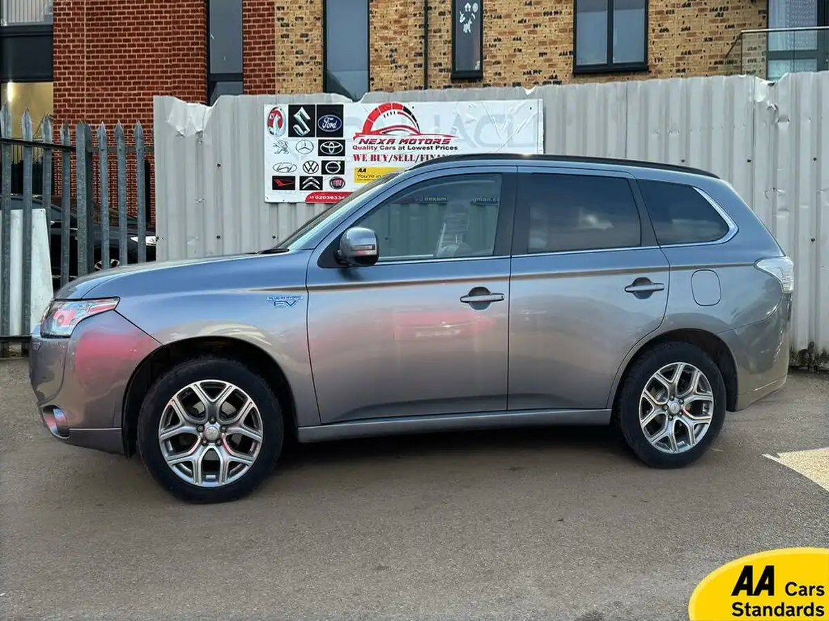 2014-mitsubishi-outlander-20-gx4hs-big-1