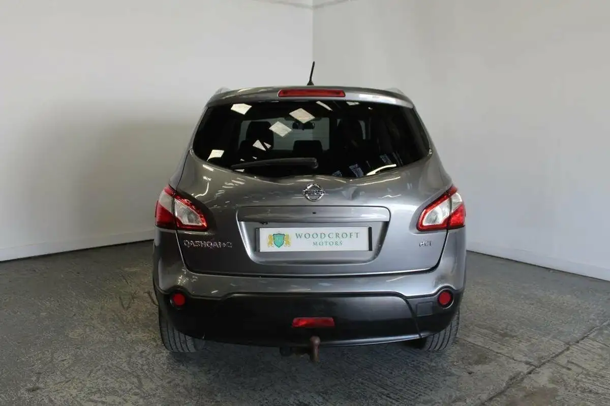 2011-nissan-qashqai2-16td-tekna-ss-4wd-big-9