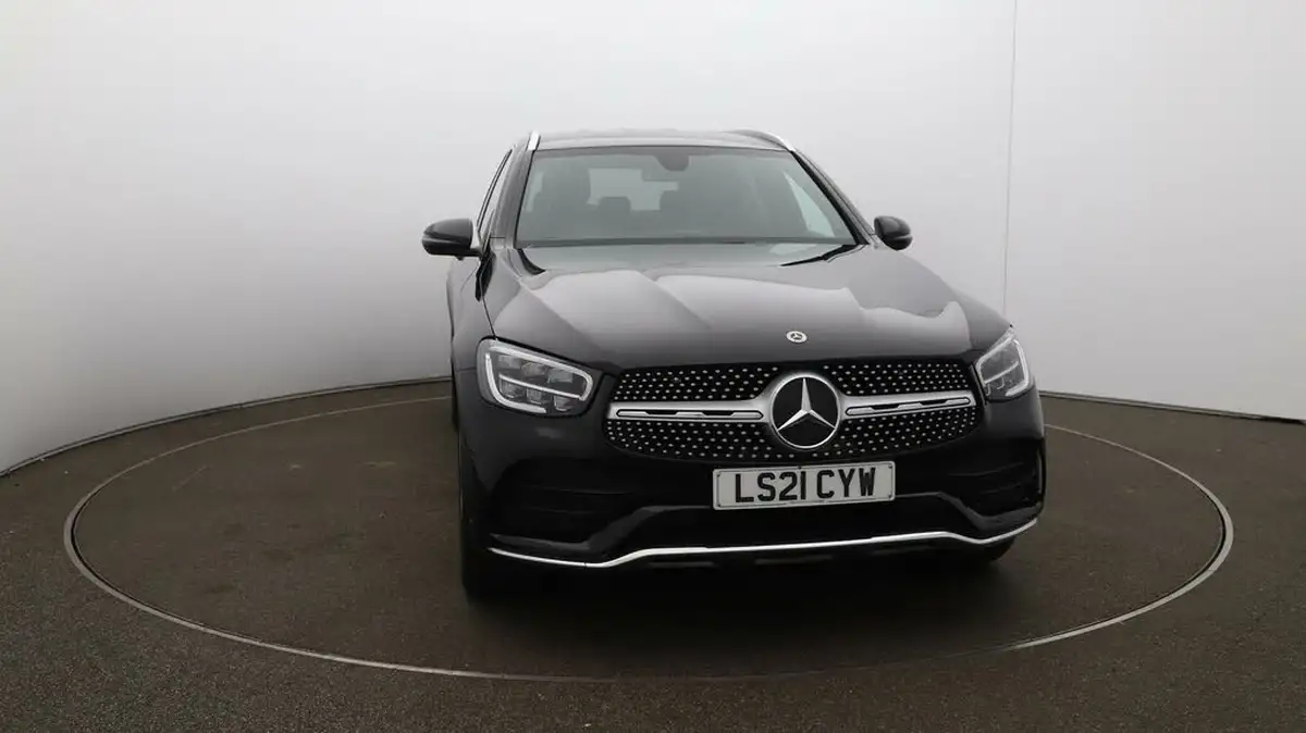 2021-mercedes-benz-glc-class-20d-glc220d-amg-line-station-wagon-5d-1950cc-4matic-plus-big-32