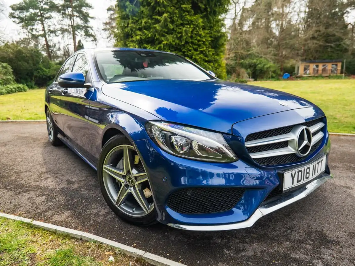 2018-mercedes-benz-c-class-21d-c220d-amg-line-ss-saloon-4d-big-17