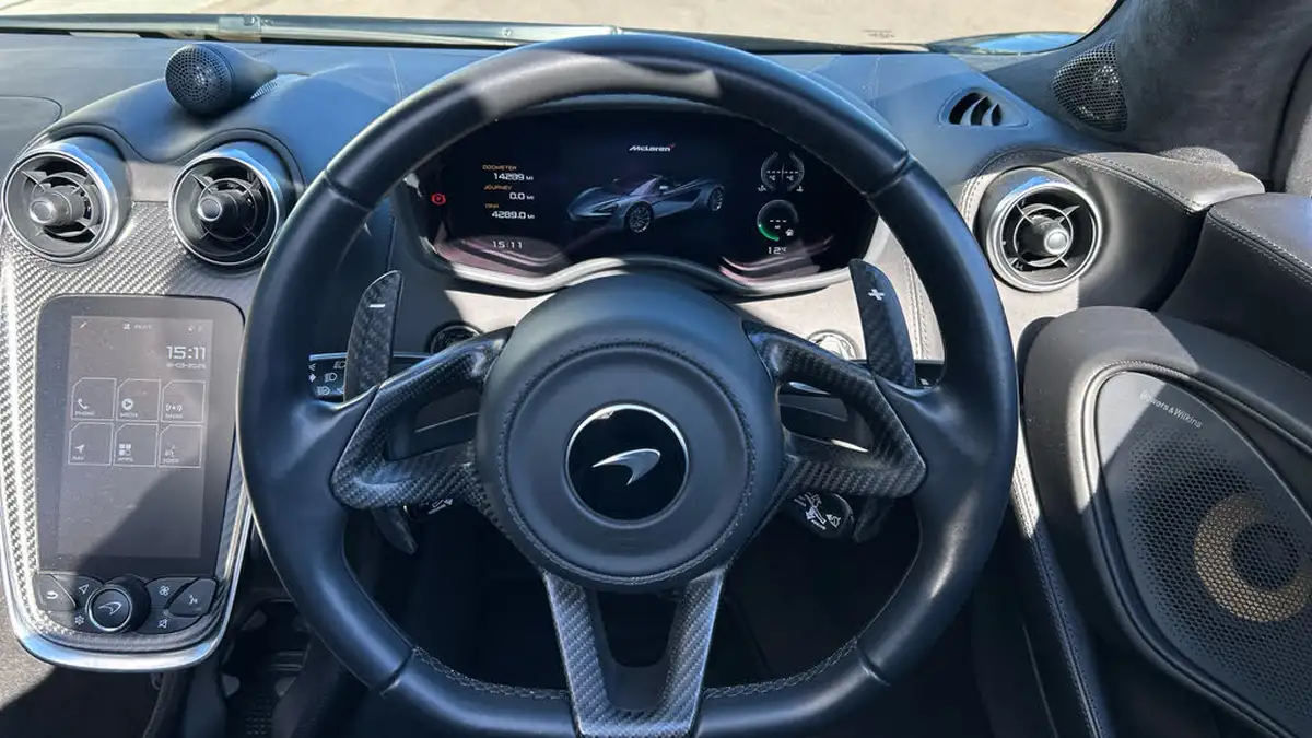 2019-mclaren-570s-38-coupe-big-8