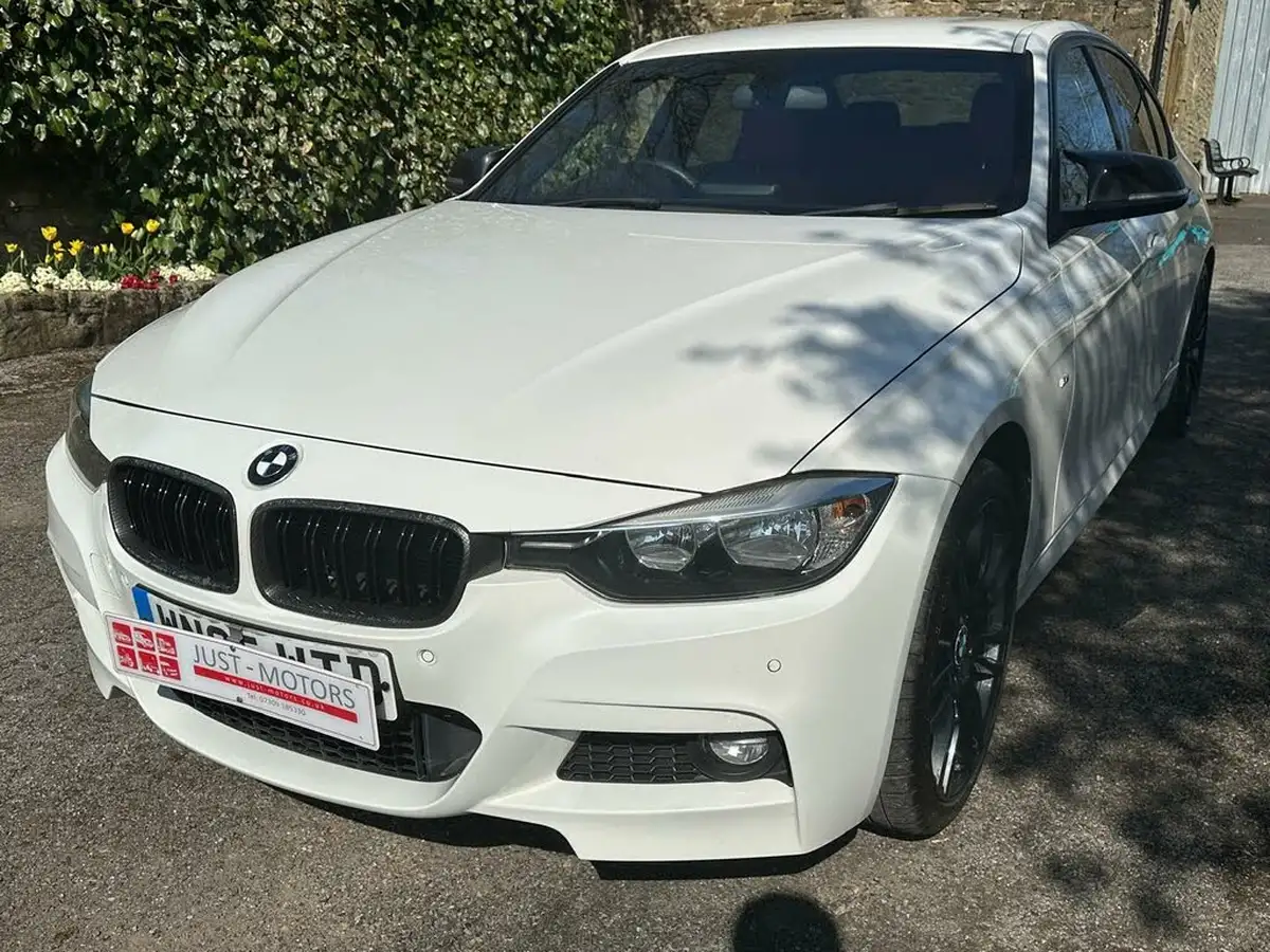 2015-bmw-3-series-big-47