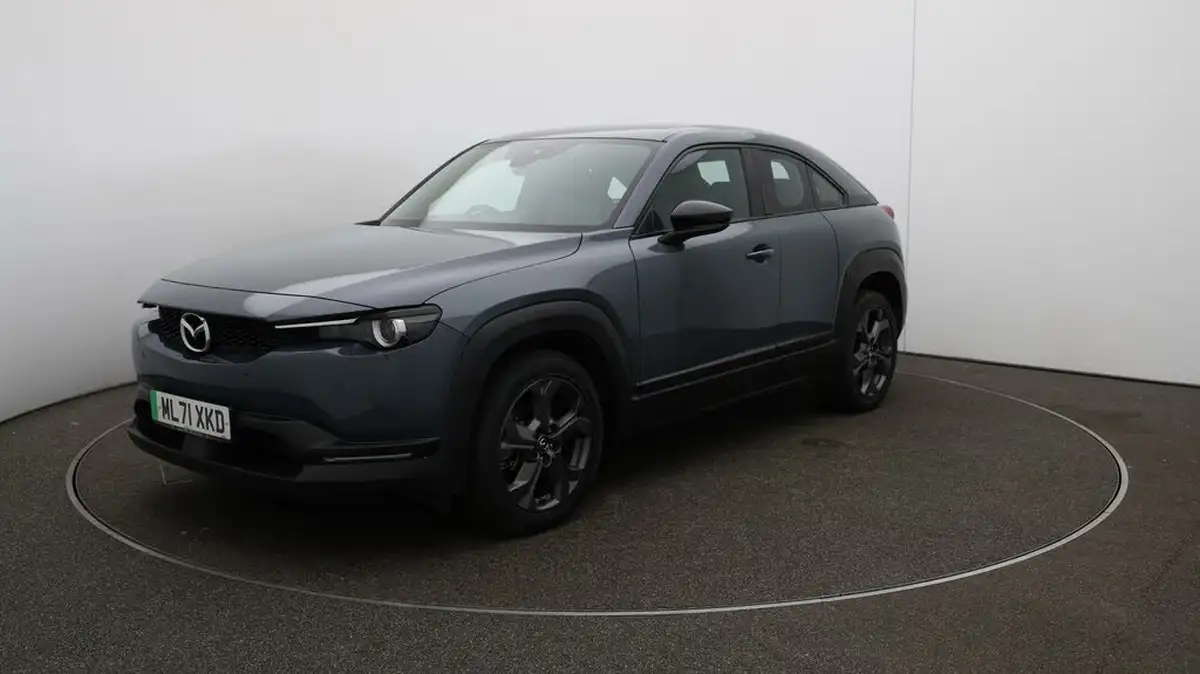 2021-mazda-mx-30-e-se-l-lux-big-3