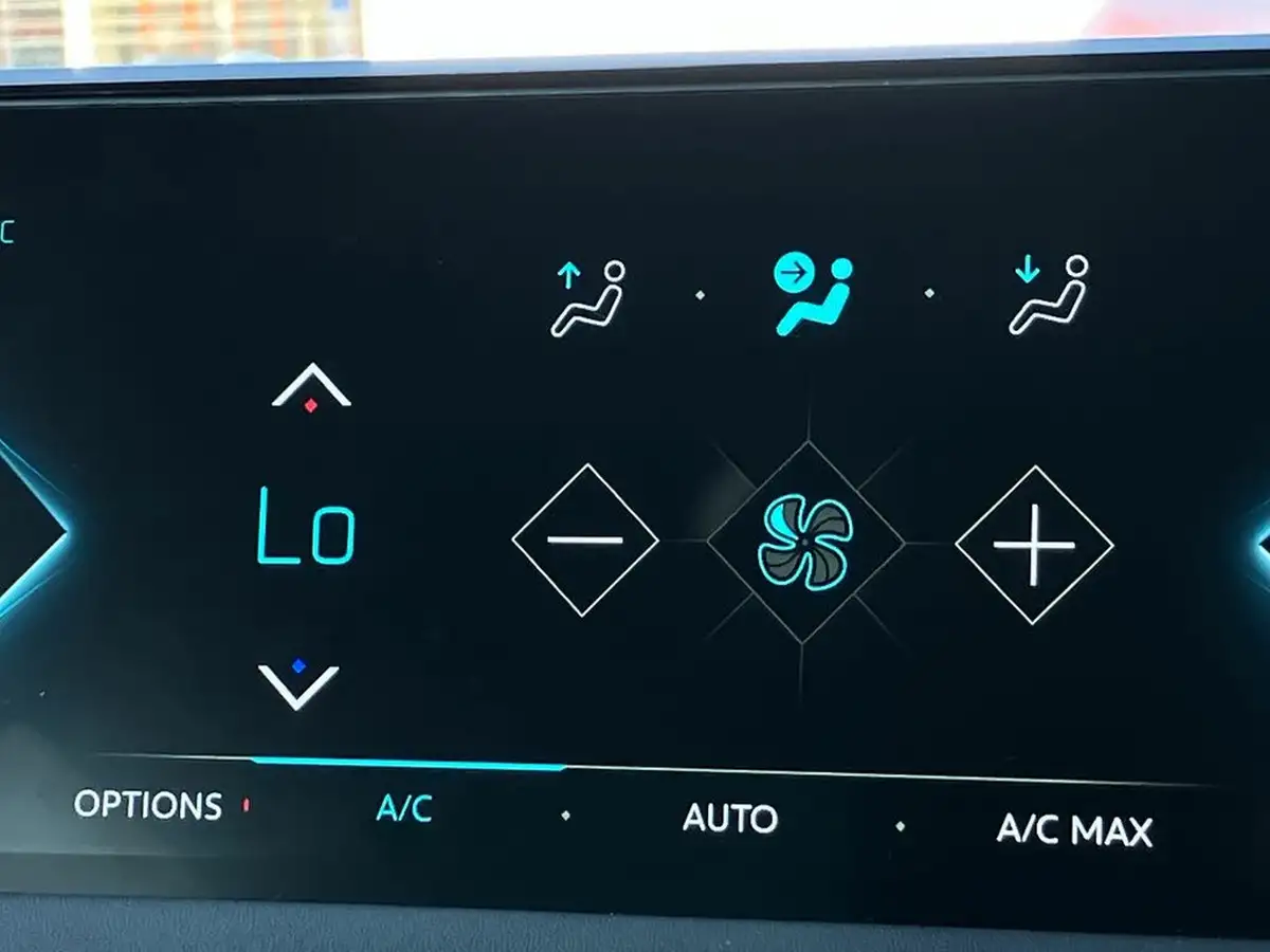 2021-ds-ds-3-crossback-e-tense-ultra-prestige-big-11