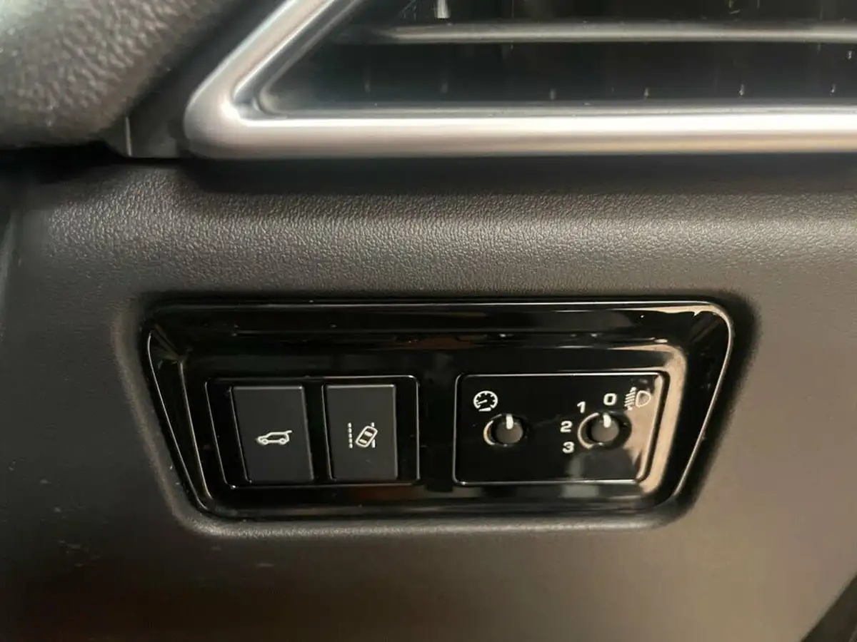 2017-jaguar-f-pace-20-i4d-prestige-180ps-ss-auto-big-41