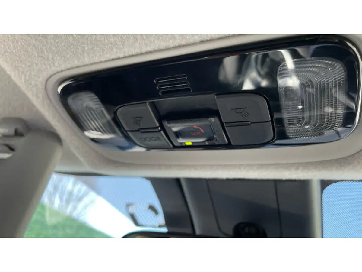 2023-toyota-yaris-15-vvt-i-design-big-27