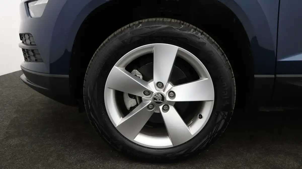 2020-skoda-karoq-15-tsi-se-dsg-big-17