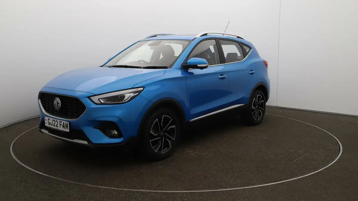 2022-mg-zs-suv-10t-gdi-exclusive-big-3