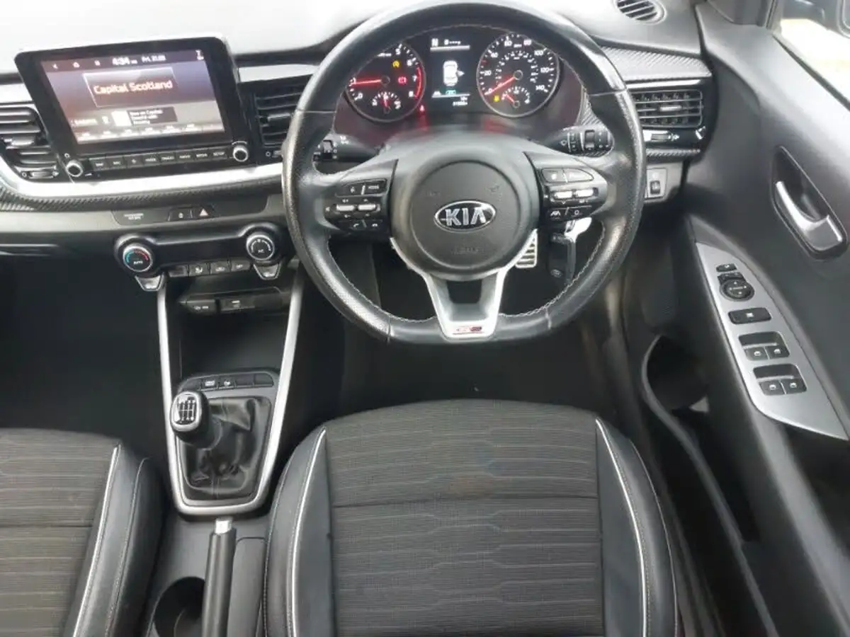 2021-kia-stonic-10-t-gdi-gt-line-big-6