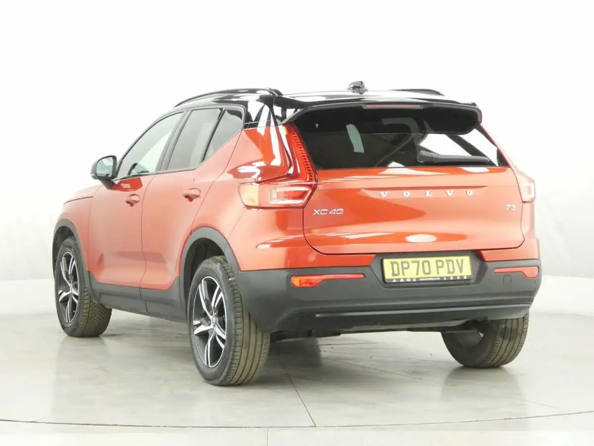 2021-volvo-xc40-15-t3-r-design-163bhp-big-5