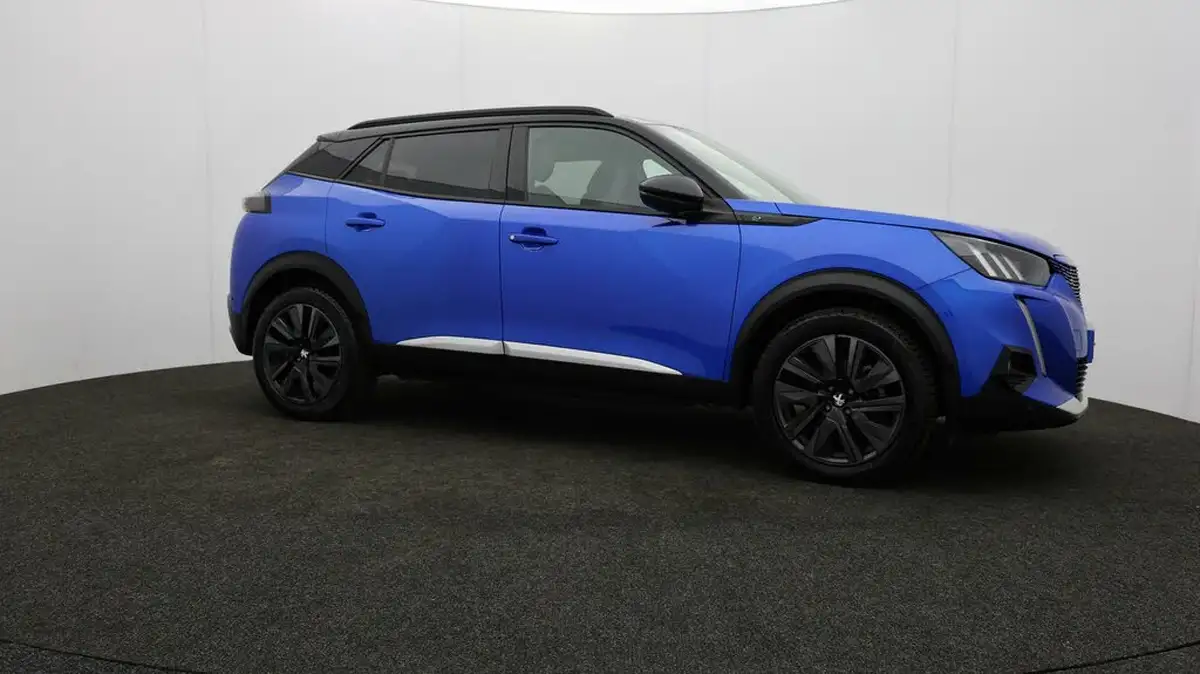 2021-peugeot-2008-suv-e-gt-premium-big-36
