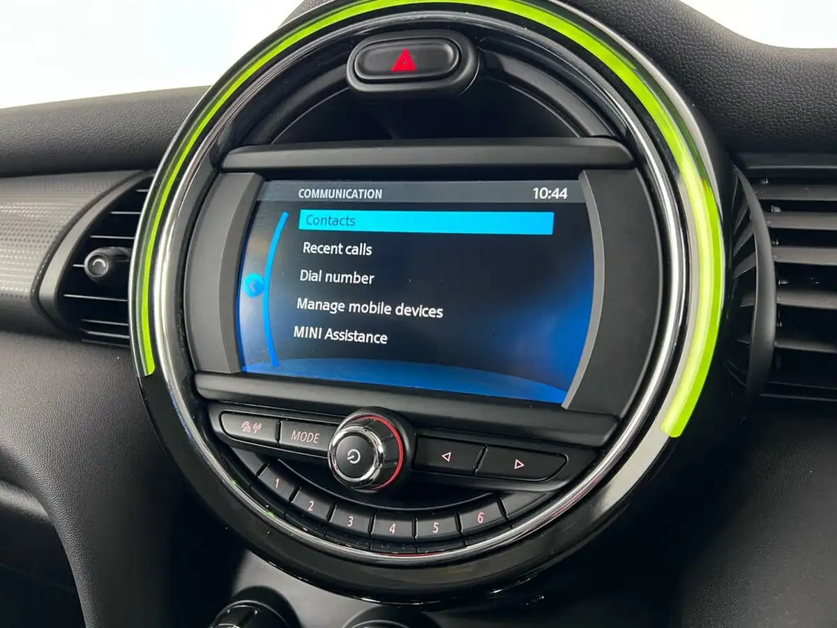 2019-mini-cooper-15-cooper-classic-hatchback-3d-auto-big-27