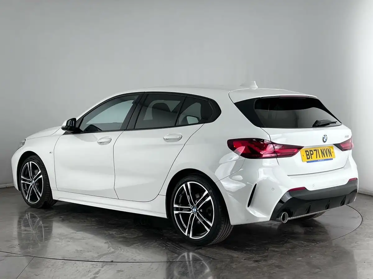 2022-bmw-1-series-15-118i-m-sport-lcp-dct-big-2