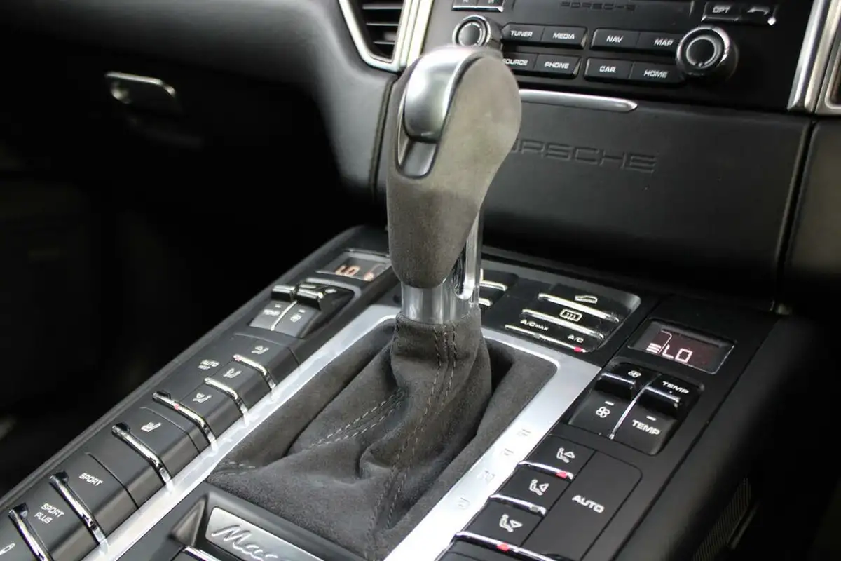 2017-porsche-macan-30-gts-ss-big-22