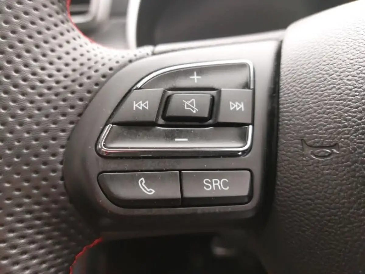 2024-mg-zs-suv-15-vti-tech-exclusive-big-11