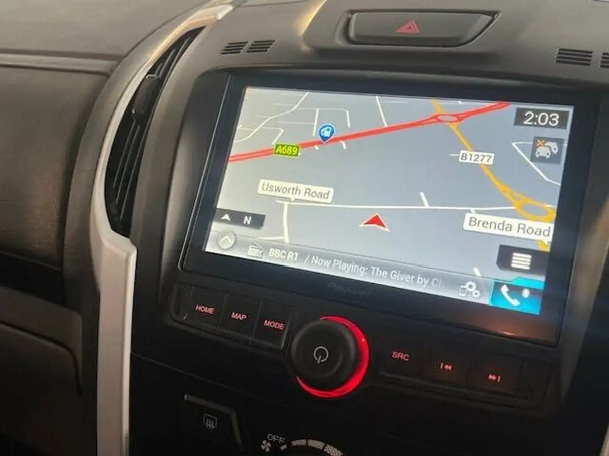 2021-isuzu-d-max-19td-xtr-nav-auto-big-14