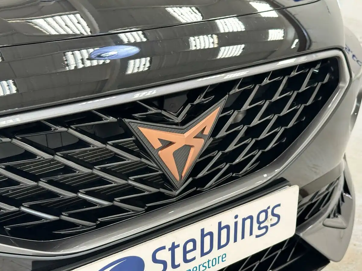 2024-cupra-formentor-14-e-hybrid-vz2-big-6